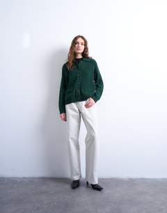 Model wearing Knitted rib double pocket jacket in green