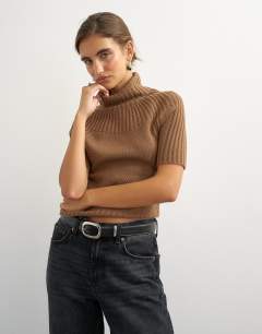 Knitted rib yoke funnel neck top in gingerbread