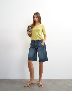 Model wearing Knitted short sleeve polo v neck top in lime