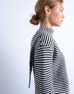 Model wearing Knitted stripe cardigan and scarf in mono