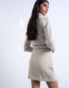 Model wearing Knitted twist yarn co-ord skirt in blue and yellow