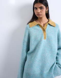 Model wearing Knitted twist yarn contrast collar polo in blue