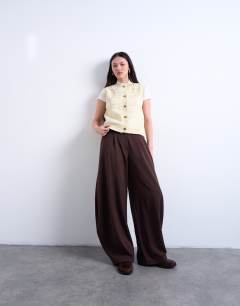 Knitted twist yarn waistcoat in chartreuse yellow