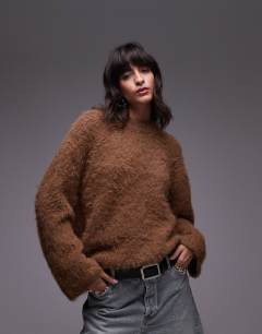 Knitted ultra fluffy oversized jumper in toffee