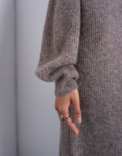 Model wearing Knitted v neck slouchy midi dress in chocolate