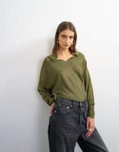 Knitted v slouchy fine knit sheer jumper in khaki