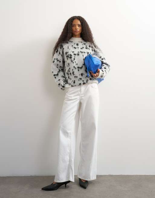 Topshop knitted wool blend roll edge chunky sweater in dalmatian, 4 of 4
