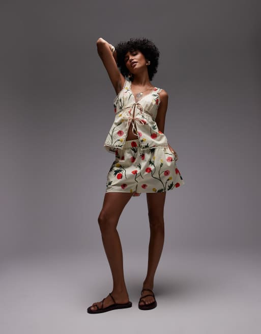 Topshop – Kolorowe, wciągane szorty w pędy pomidorów, część zestawu