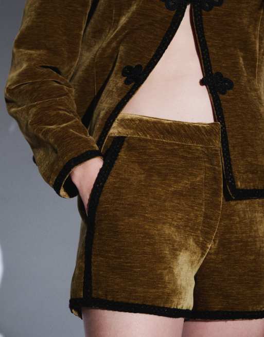 Topshop Kombiteil-Shorts aus Samt in Grün, 2 von 5