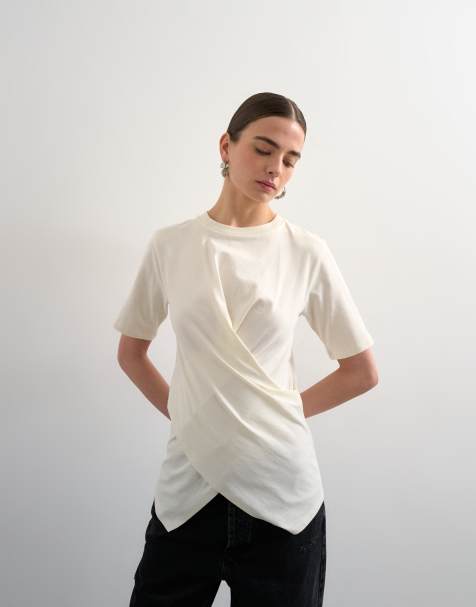 Topshop – Kopertowy top z rękawami do łokci w kolorze ecru - view 1
