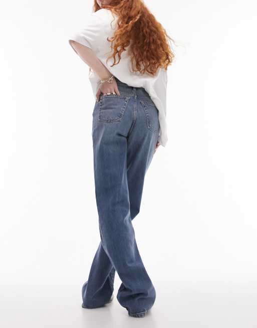 Topshop Kort high rise straight jeans in mid blue, 3 of 5