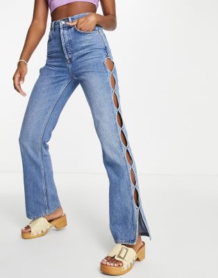 Topshop - Kort - Jeans in Mittelblau mit Schlüssellochausschnitten und geradem Schnitt