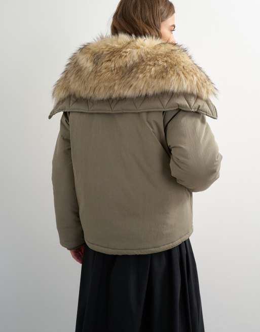 Topshop kort parka med hætte i imiteret pels i khaki, 4 af 4