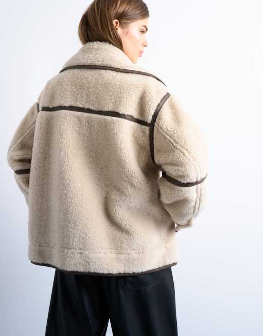 Topshop – Kremowa kurtka pilotka oversize z kożuszka, 4 z 4