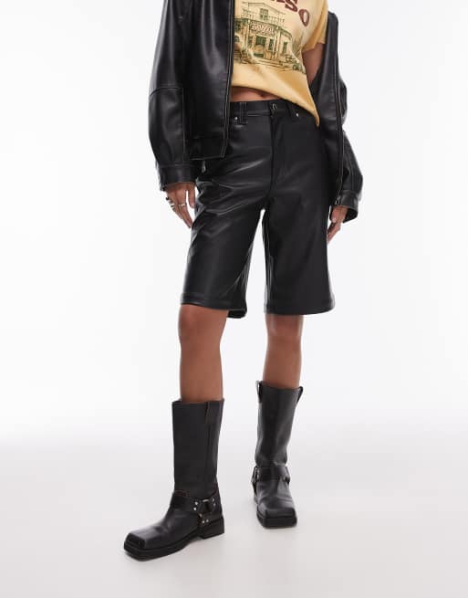 Topshop – Kunstleder-Shorts in Schwarz in ungewöhnlicher Länge, 2 von 5