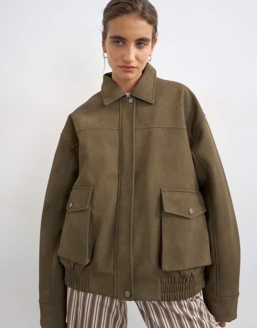 Topshop kurtka bomberka oversize z imitacji skóry w brązowym kolorze
