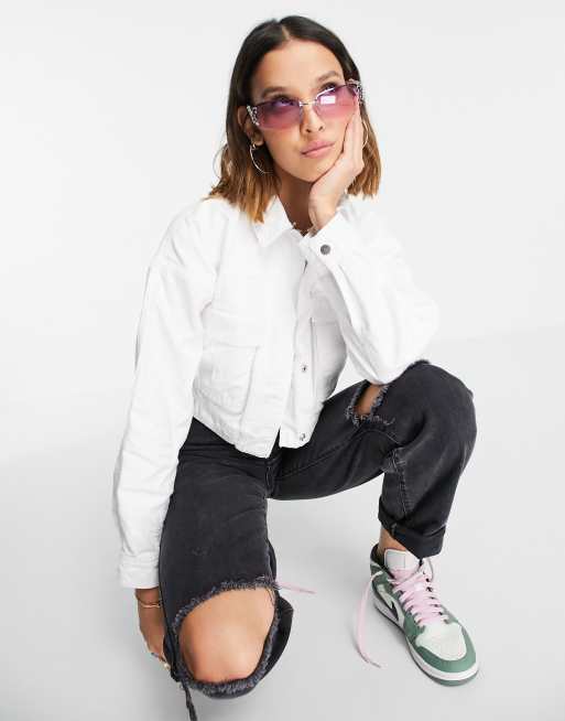 Topshop – Kurz geschnittene, leichte Jacke in Weiß mit Utility-Taschen