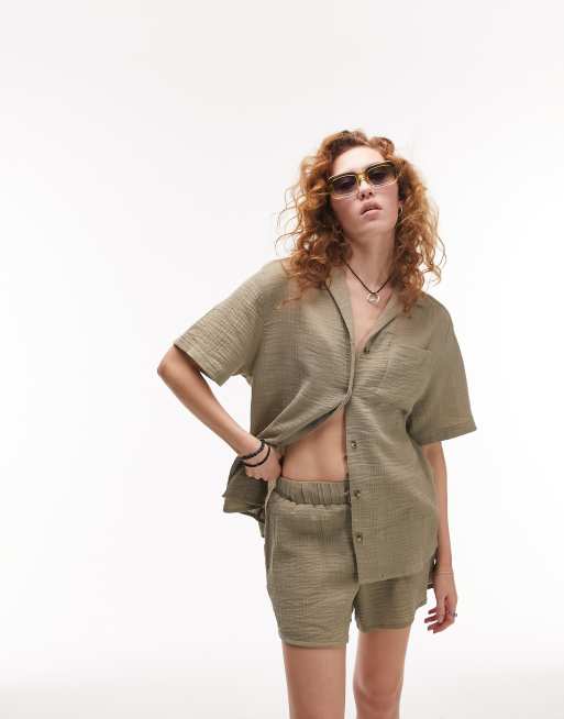 Topshop – Kurzärmlige, strukturierte Hemdbluse aus dünnem, weitmaschigem Baumwollstoff in Khaki, Kombiteil