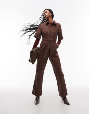 Topshop - Kurzärmliger Jumpsuit in Bronze-Braun