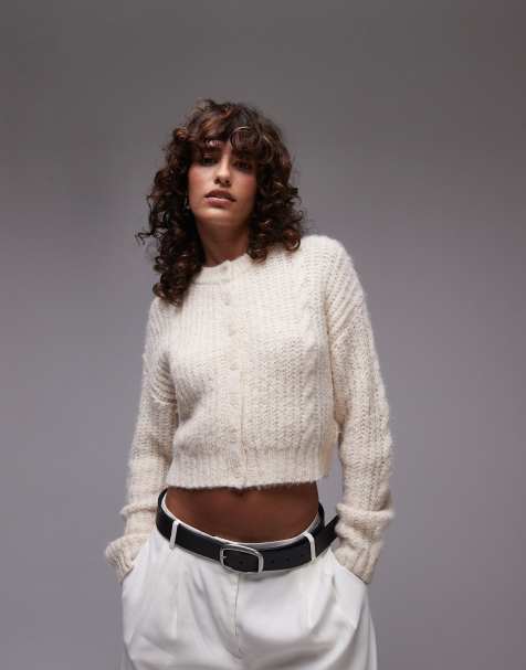 Topshop – Kurze, flauschige Strickjacke in Cremeweiß mit Zopfmuster - view 1