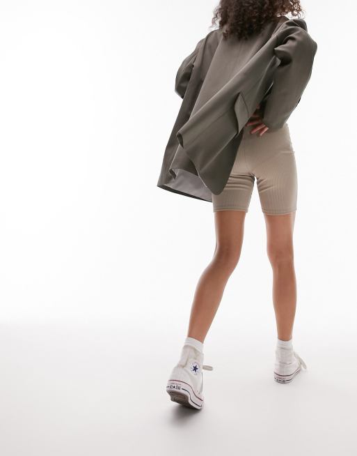 Topshop – Kurze, gerippte Leggings mit engem Schnitt in Taupe, 2 von 4