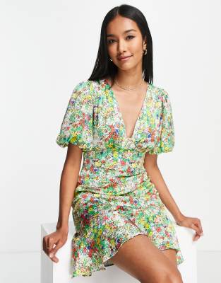 Topshop - Kurzes Freizeitkleid mit mehrfarbigem skizziertem Blumenmuster-Bunt