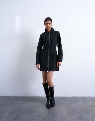 Topshop - Kurzes, langärmliges Jeanskleid in verwaschenem Schwarz mit Reißverschluss