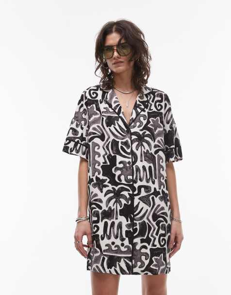 Topshop – Kurzes Souvenir-Hemdblusenkleid mit schwarzweißem Print - view 1