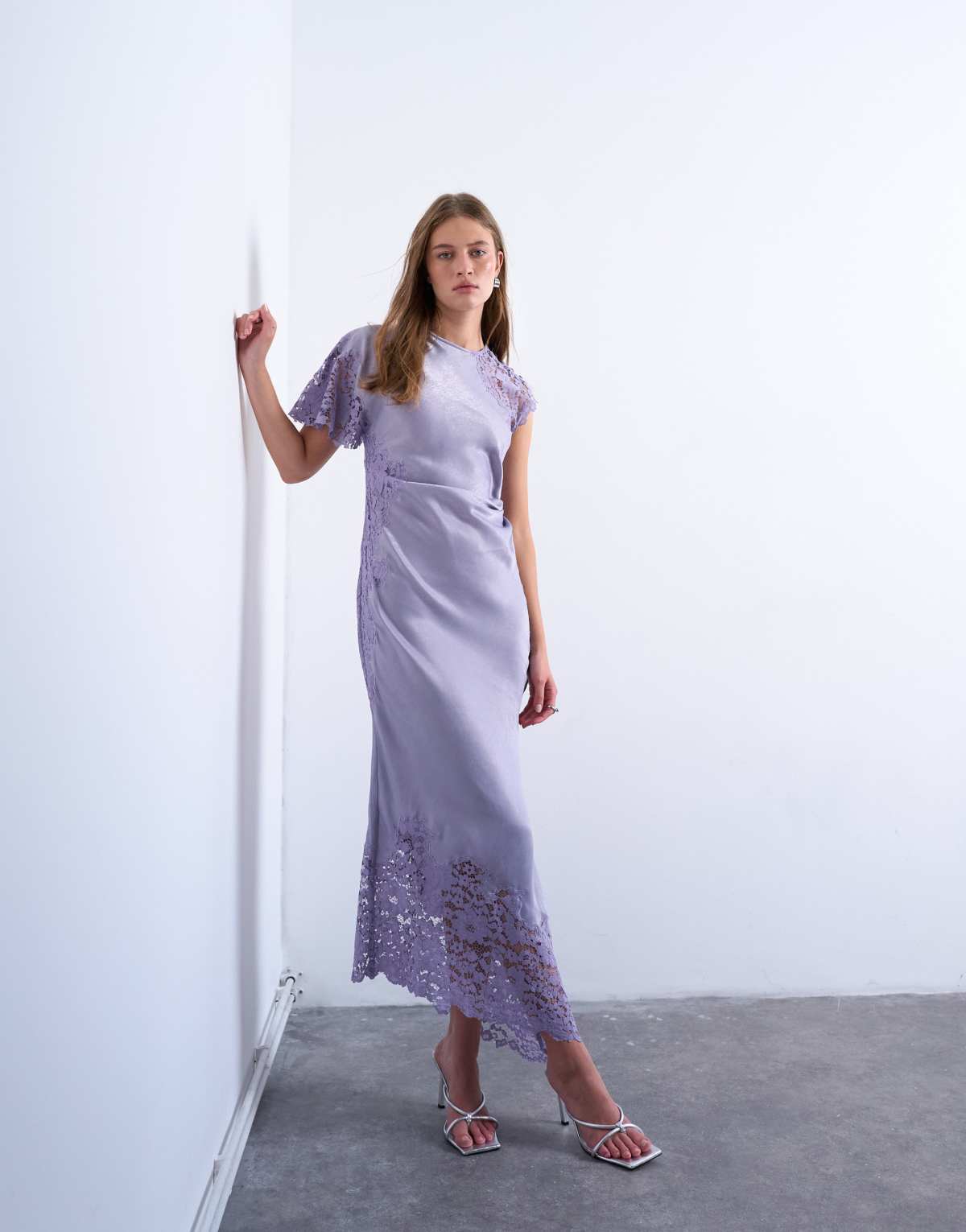 Topshop lace insert grown on shoulder midi dress in dusty lilac