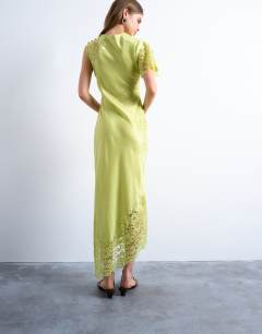 Model wearing Lace insert grown on shoulder midi dress in lime