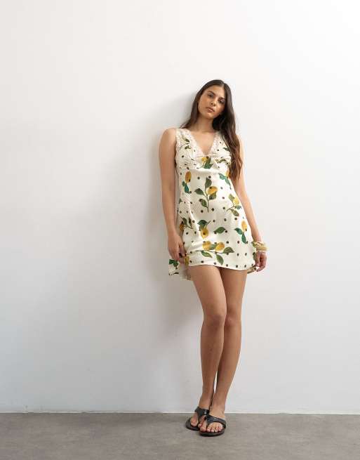 Topshop lace insert pintucked waist mini tea dress in Lemon Polka Dot, 2 of 4