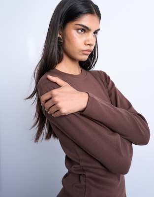 Topshop - Langärmliges Alltags-T-Shirt in Schokobraun-Brown