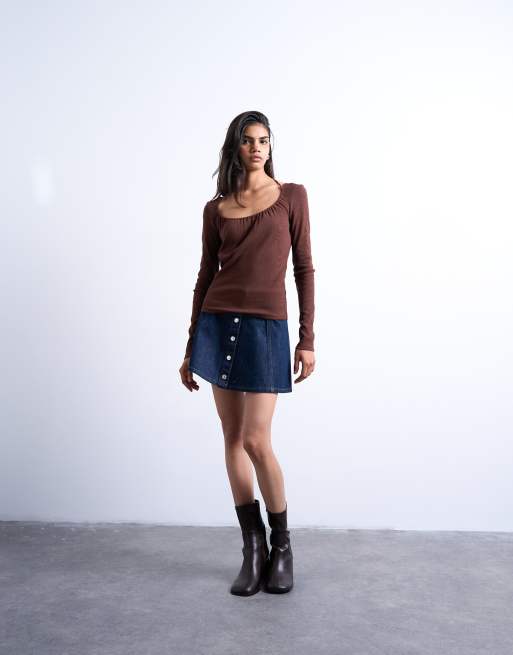 Topshop – Langärmliges, geripptes Oberteil in Schokobraun mit Schnürung am U-Ausschnitt, 2 von 4