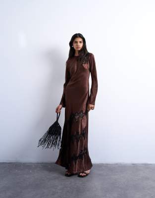 Topshop - Langärmliges Maxikleid in Schokobraun mit durchbrochener Spitze-Brown
