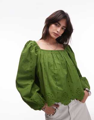 Topshop - Langärmliges Oberteil in Grün mit Lochmuster