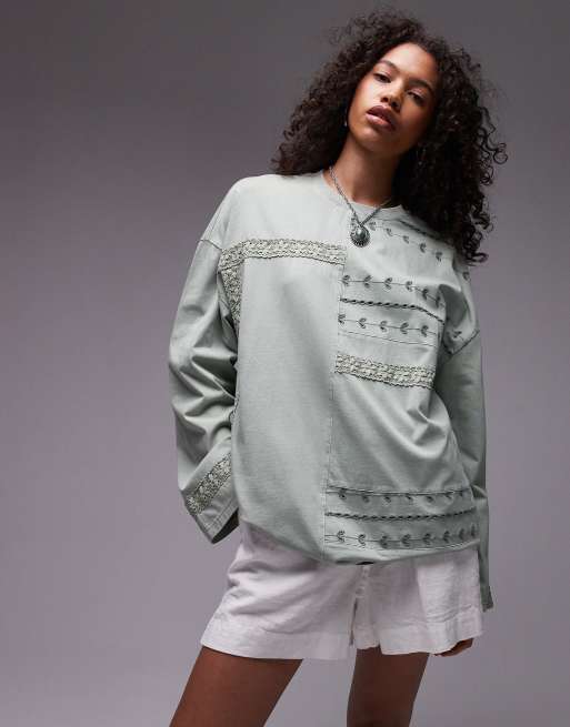 Topshop – Langärmliges Skater-Oberteil in verwaschenem Salbeigrün mit Häkeloptik