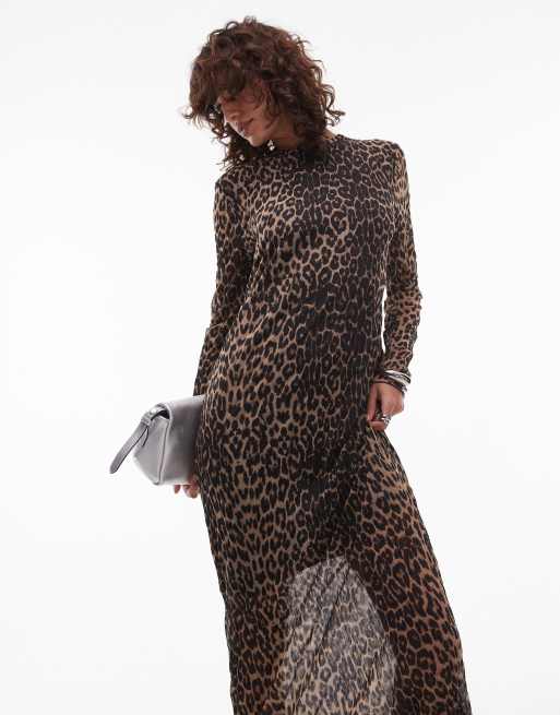 Topshop - Langærmet kjole i gennemsigtigt krølstof med leopardprint og høj hals