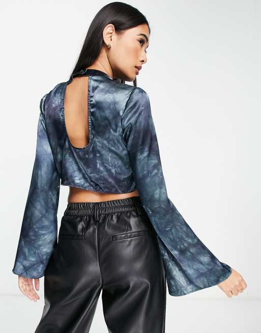 Topshop - Langærmet og cropped satinbluse med rynket front i blå satin , 2 af 4