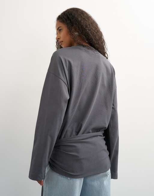 Topshop langærmet top med bindebånd i taljen i charcoal, 4 af 4