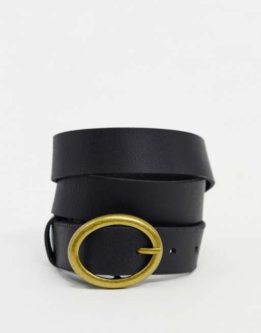 Leather belt with an oval buckle - Black