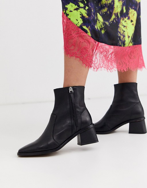 TOPSHOP LEATHER HEELED BOOT IN BLACK WITH ZIP