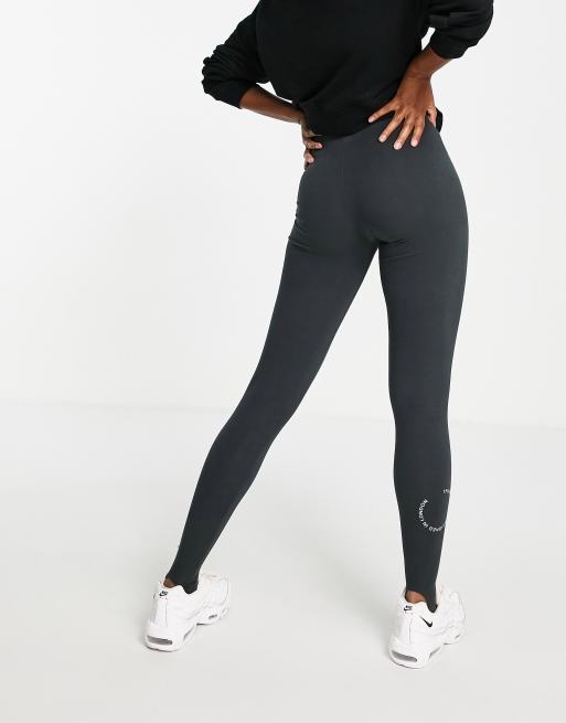Topshop - Leggings con staffa in nero slavato con grafica, 2 di 4