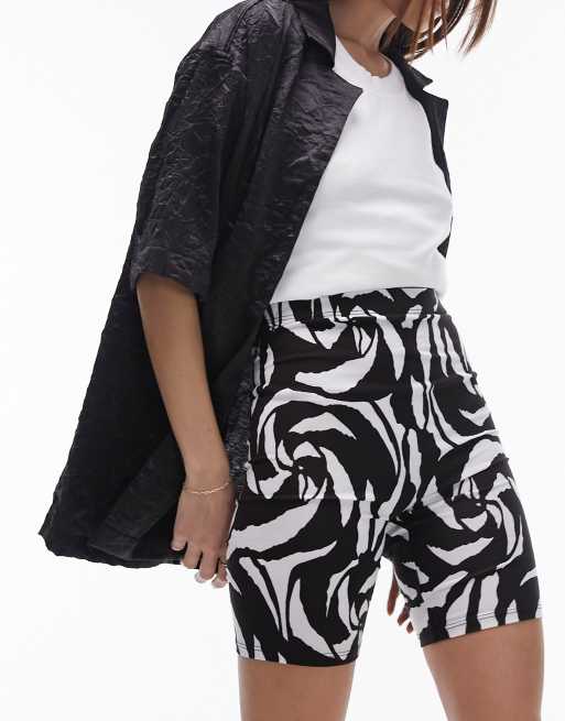 Topshop - Leggingshort met abstracte, golvende print in zwart-wit