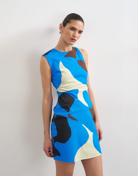 Topshop – Leinen-Minikleid mit Rückenausschnitt und abstraktem Muster in kräftigem Blau - view 1