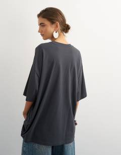 Model wearing Topshop 'Lenny' oversized graphic tee in washed grey