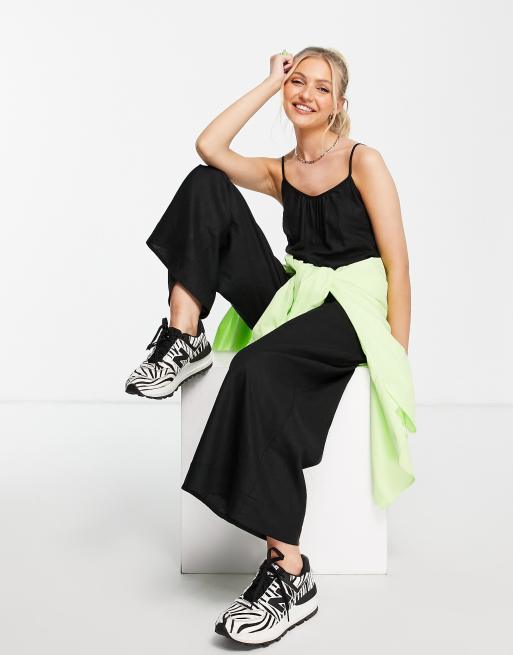 Topshop - Let sort jumpsuit med stropper