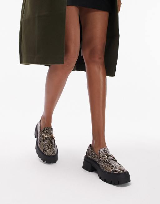 Topshop - Lex - Mocassini effetto pitonato con suola spessa e dettaglio in metallo