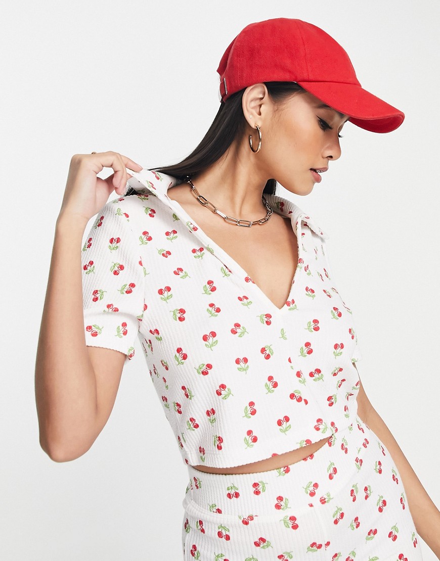 Topshop lexi rib v neck crop tee in red cherry print - part of a set