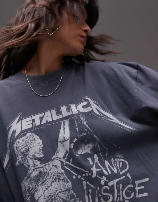 Topshop licence graphic Metallica long sleeve skater tee in grey