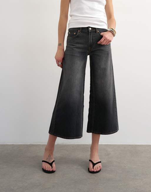 Topshop light weight wide crop jean in washed black, 3 of 8